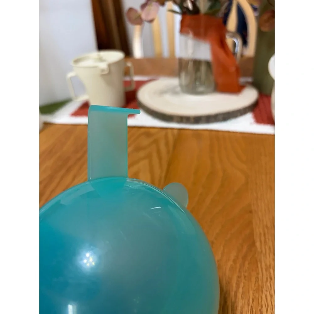 Tupperware vintage style